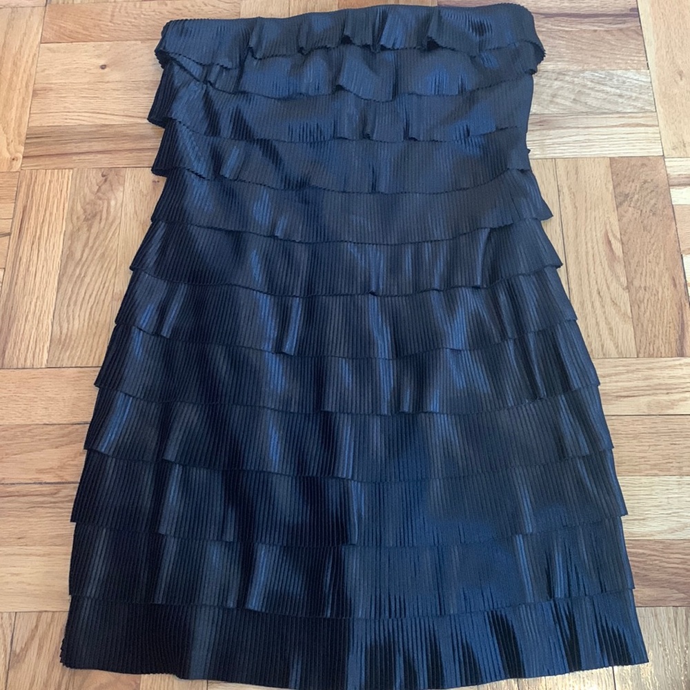 EXPRESS NWOT Strapless dress